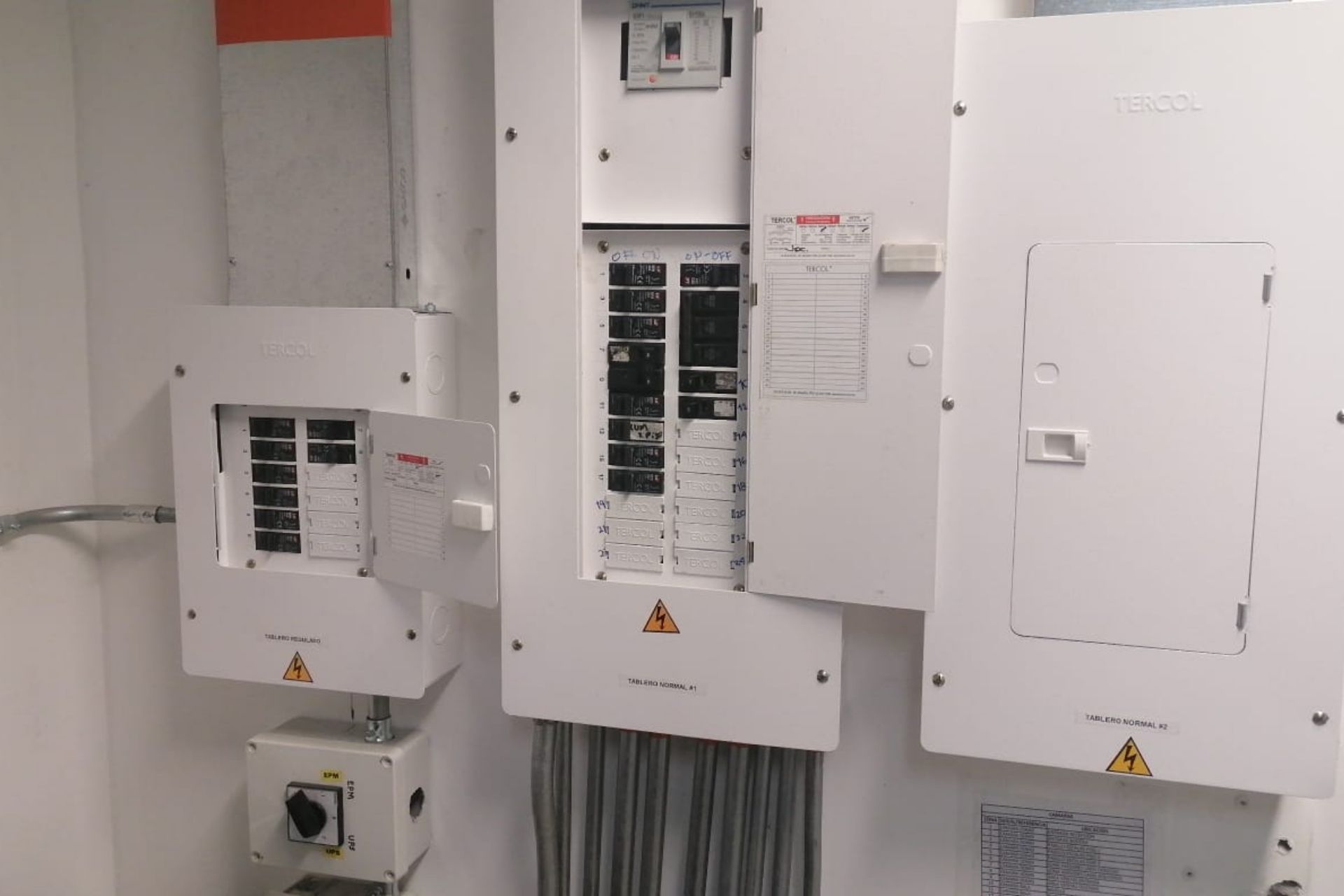 instalacion-electrica-oficina